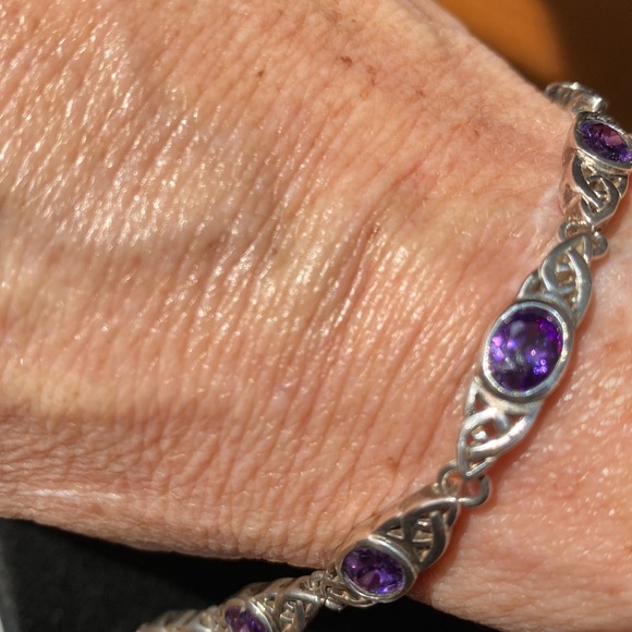 My Dear Friends π I have missed All of you! This TRINITY BRACELET IS 50 + years - Picture 3 of 9